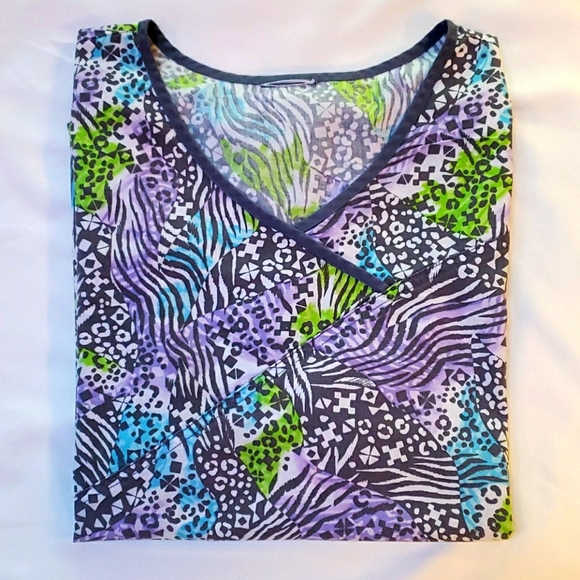 Scrub top, animal print, multicolor, 2x-3x